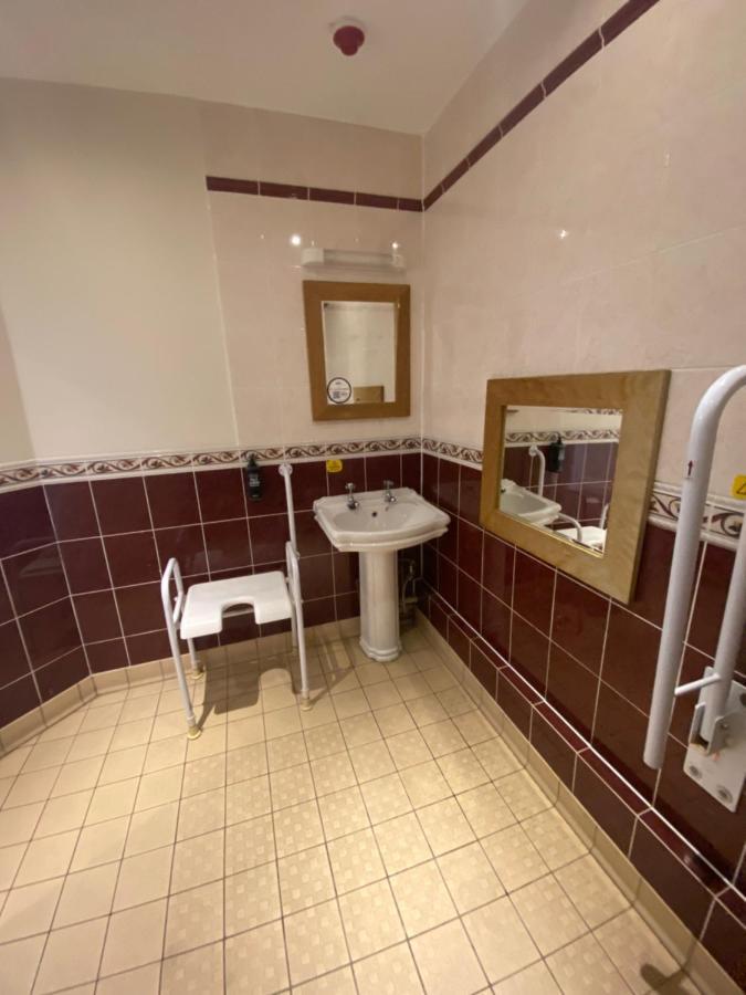 Ibis Budget Bromsgrove Exteriör bild