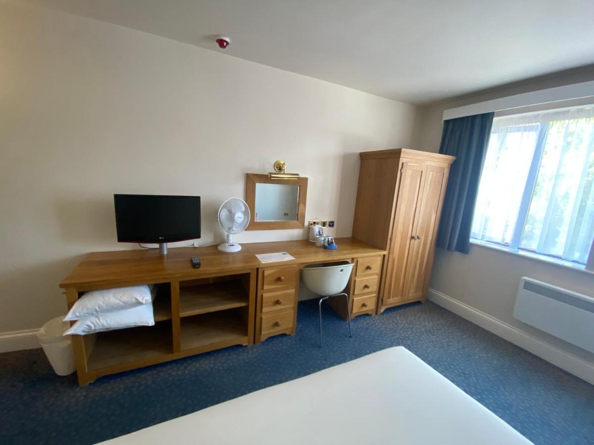 Ibis Budget Bromsgrove Exteriör bild