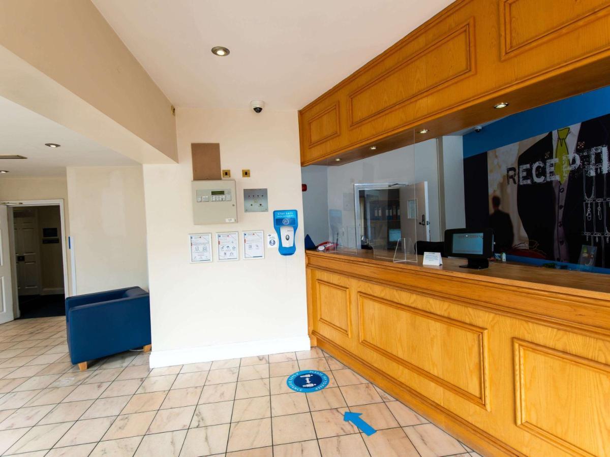 Ibis Budget Bromsgrove Exteriör bild