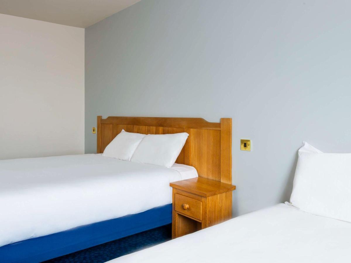 Ibis Budget Bromsgrove Exteriör bild