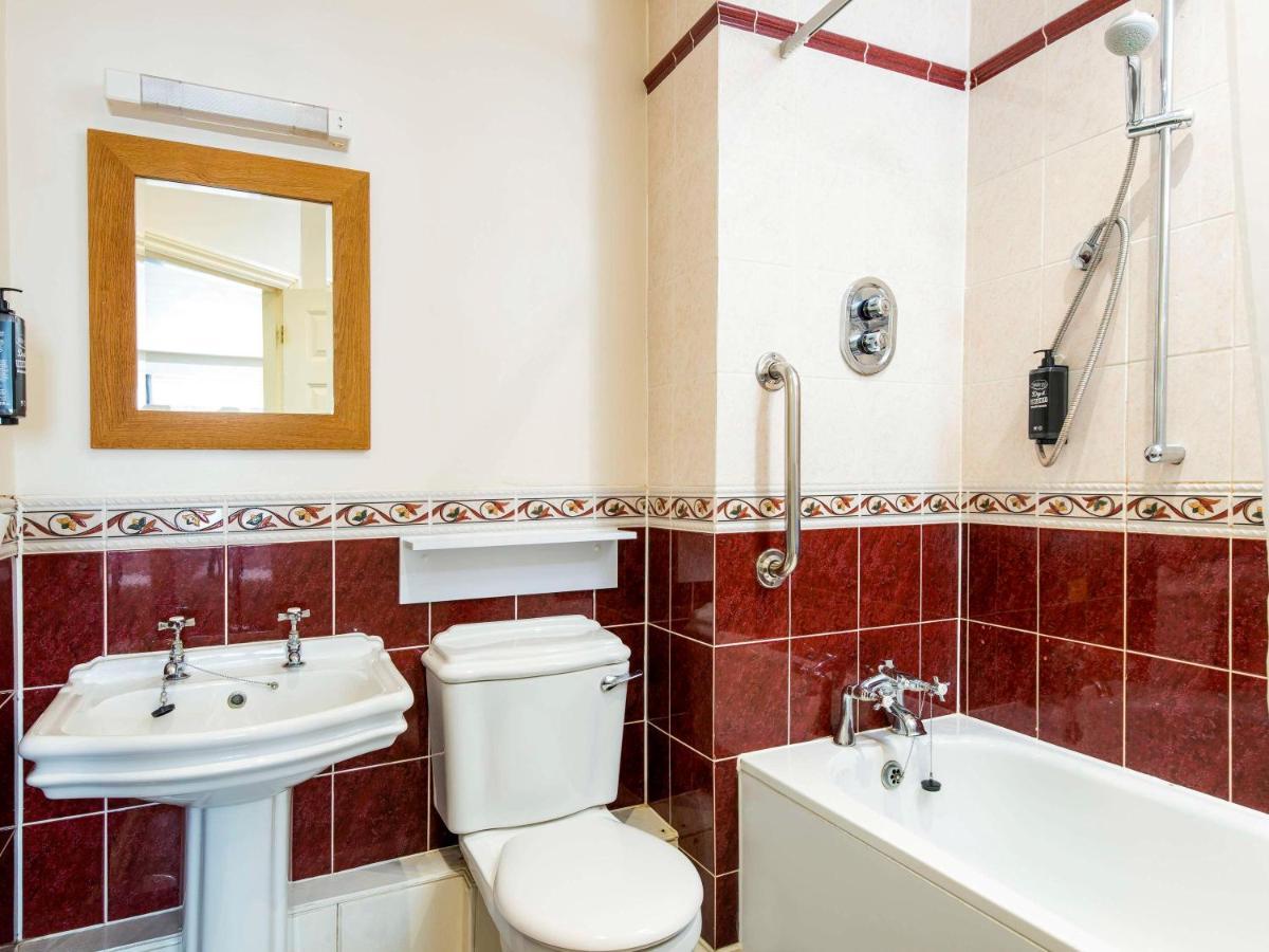 Ibis Budget Bromsgrove Exteriör bild