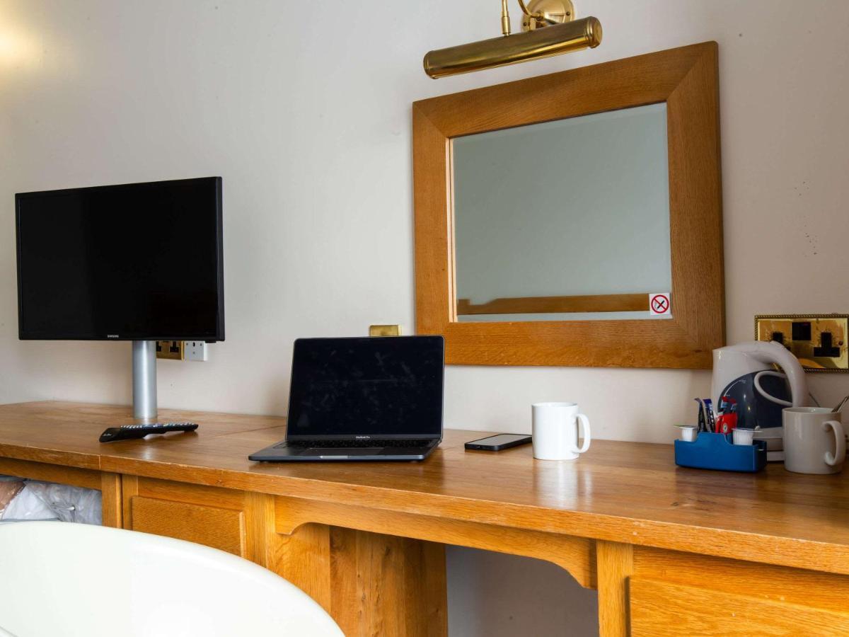 Ibis Budget Bromsgrove Exteriör bild